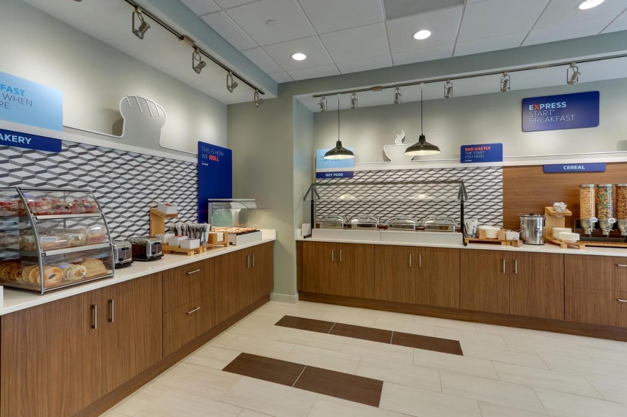 Holiday Inn Express & Suites - Winston - Salem Sw - Clemmons By Ihg Kültér fotó