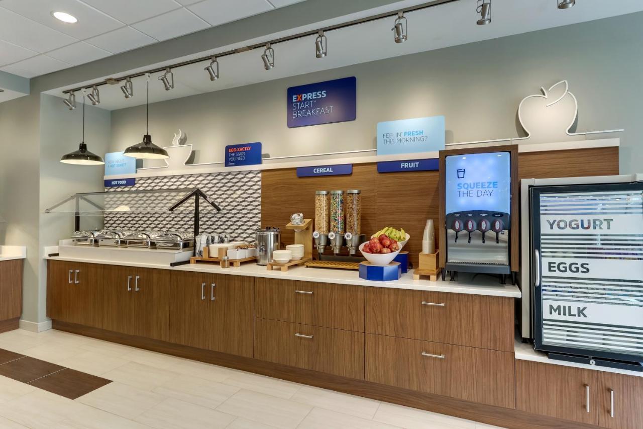 Holiday Inn Express & Suites - Winston - Salem Sw - Clemmons By Ihg Kültér fotó